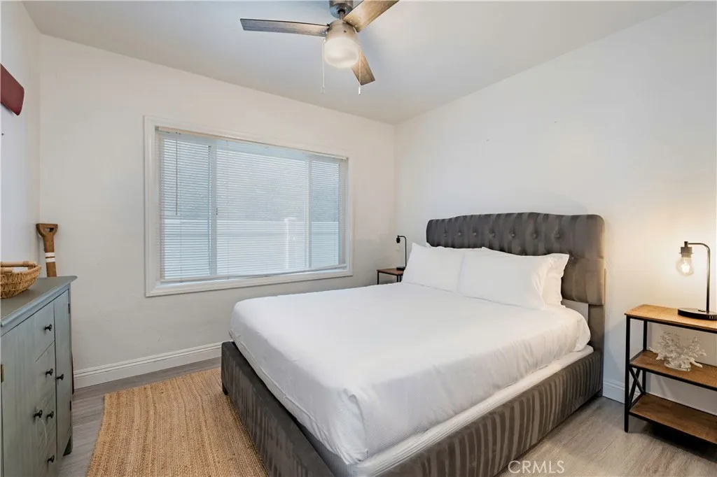 1003 Seal Way, Seal Beach, California 90740 home-pic-17